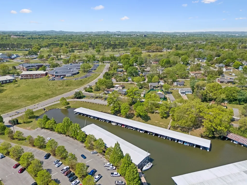 1806 Riverside Road Old Hickory TN 37138