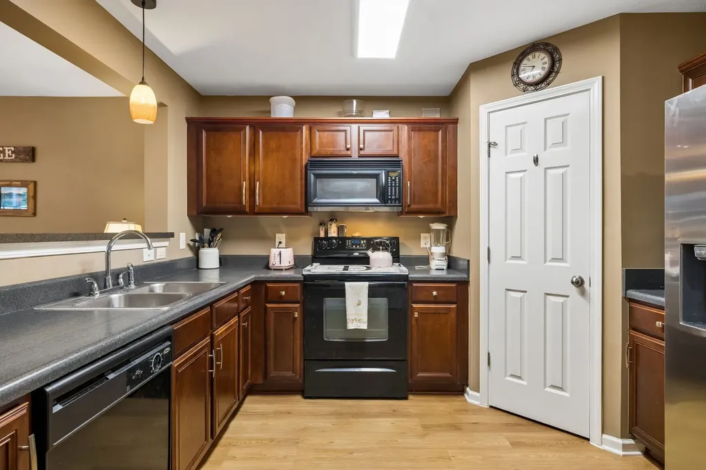 1721 Red Jacket Drive Antioch TN 37013