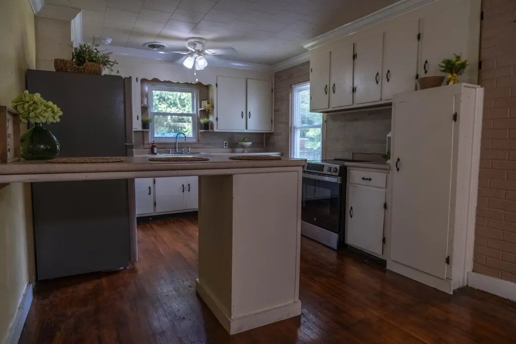 118 Bone Cave Road Rock Island TN 38581