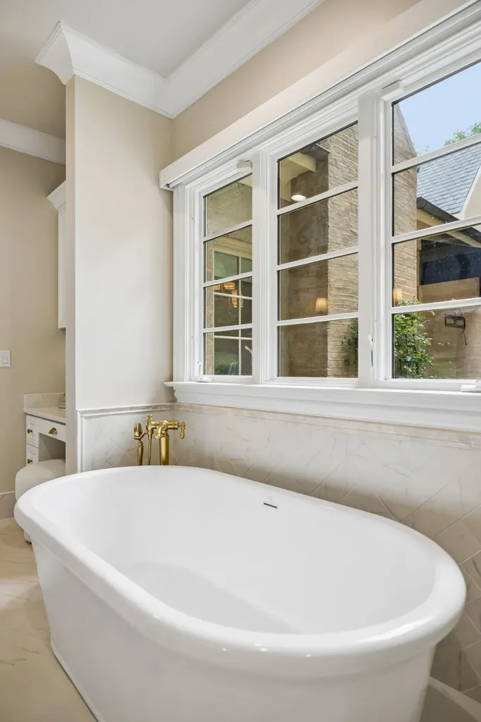 2127 Chickering Nashville TN 37215