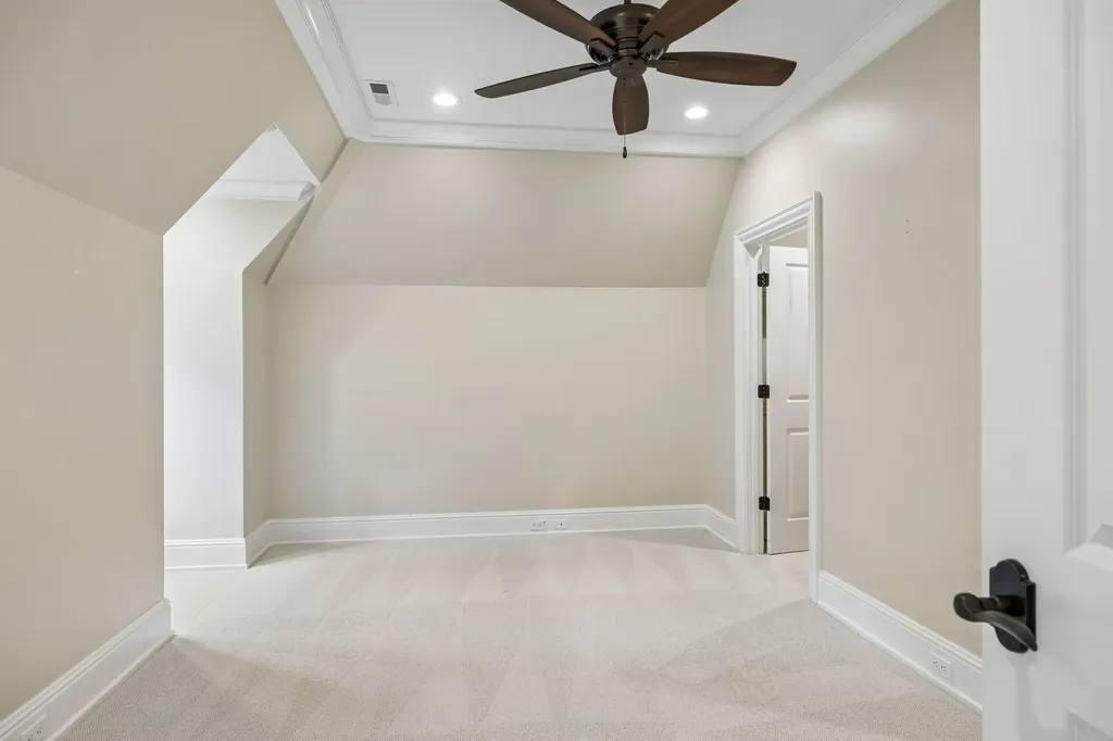 2127 Chickering Nashville TN 37215