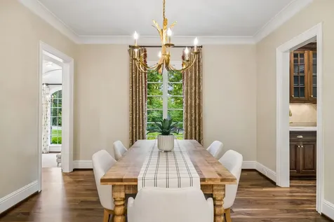 2127 Chickering Nashville TN 37215