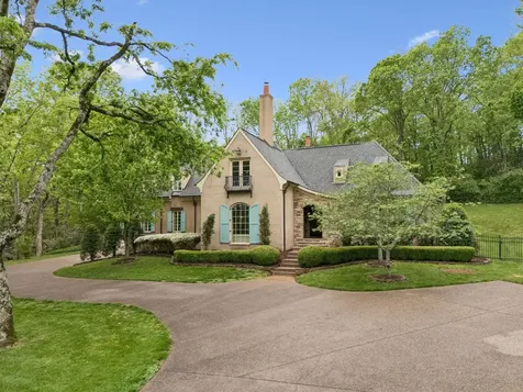 2127 Chickering Nashville TN 37215