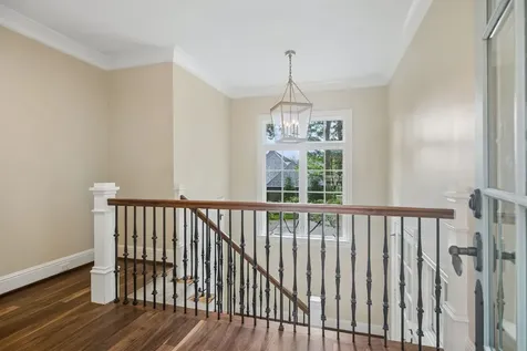 2127 Chickering Nashville TN 37215