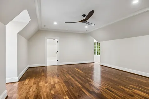 2127 Chickering Nashville TN 37215