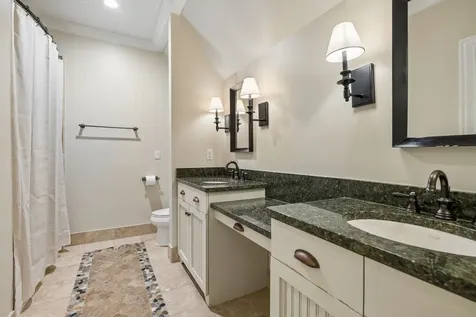 2127 Chickering Nashville TN 37215