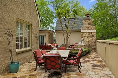 2127 Chickering Nashville TN 37215