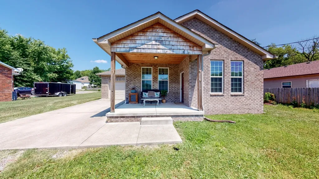131 Richland Avenue Watertown TN 37184