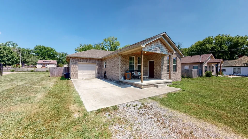 131 Richland Avenue Watertown TN 37184
