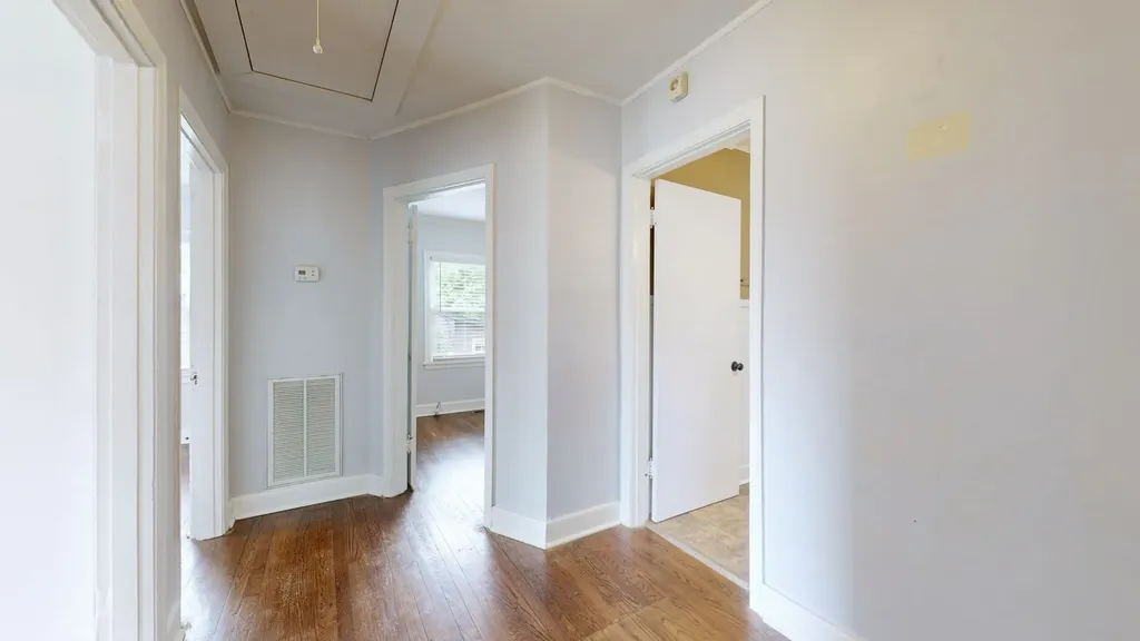 2011 Oakwood Avenue Nashville TN 37207