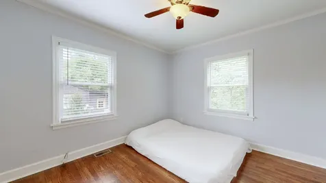 2011 Oakwood Avenue Nashville TN 37207