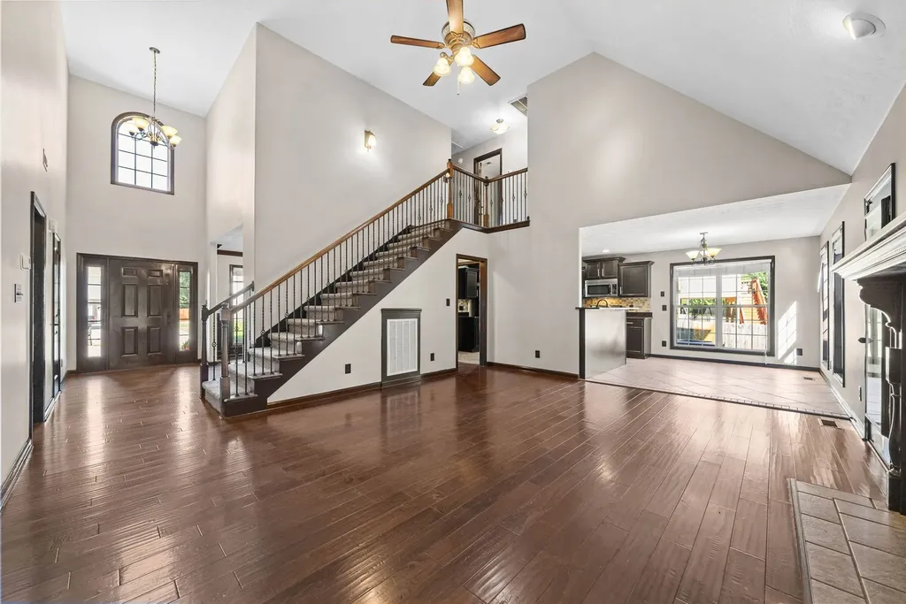 1768 Apache Way Clarksville TN 37042