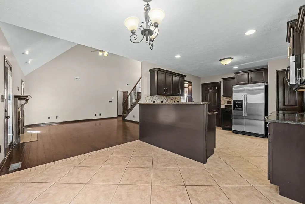 1768 Apache Way Clarksville TN 37042