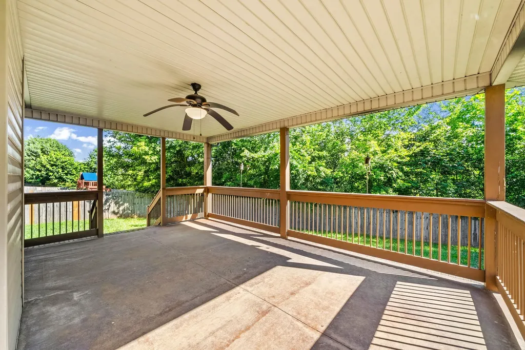 1768 Apache Way Clarksville TN 37042