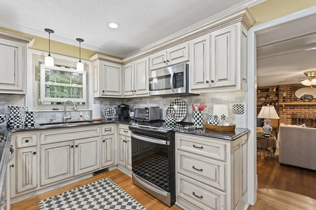 112 Hamilton Lane Tullahoma TN 37388