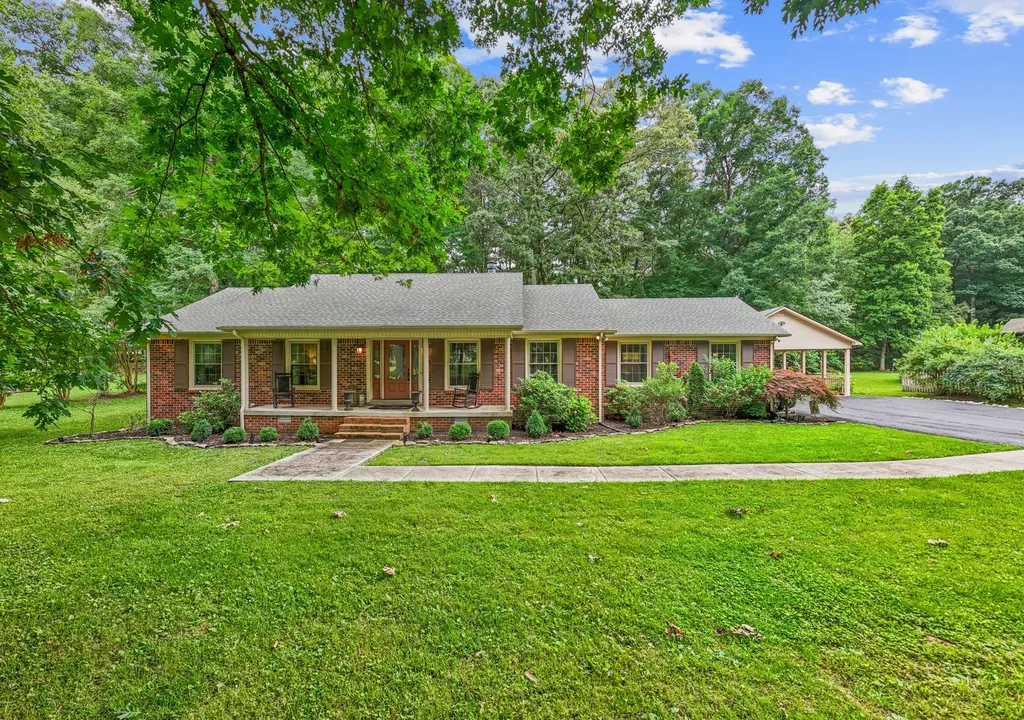 112 Hamilton Lane Tullahoma TN 37388