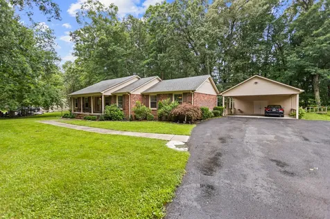 112 Hamilton Lane Tullahoma TN 37388