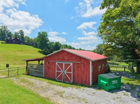 1319 Ideal Valley Road Spring City TN 37381