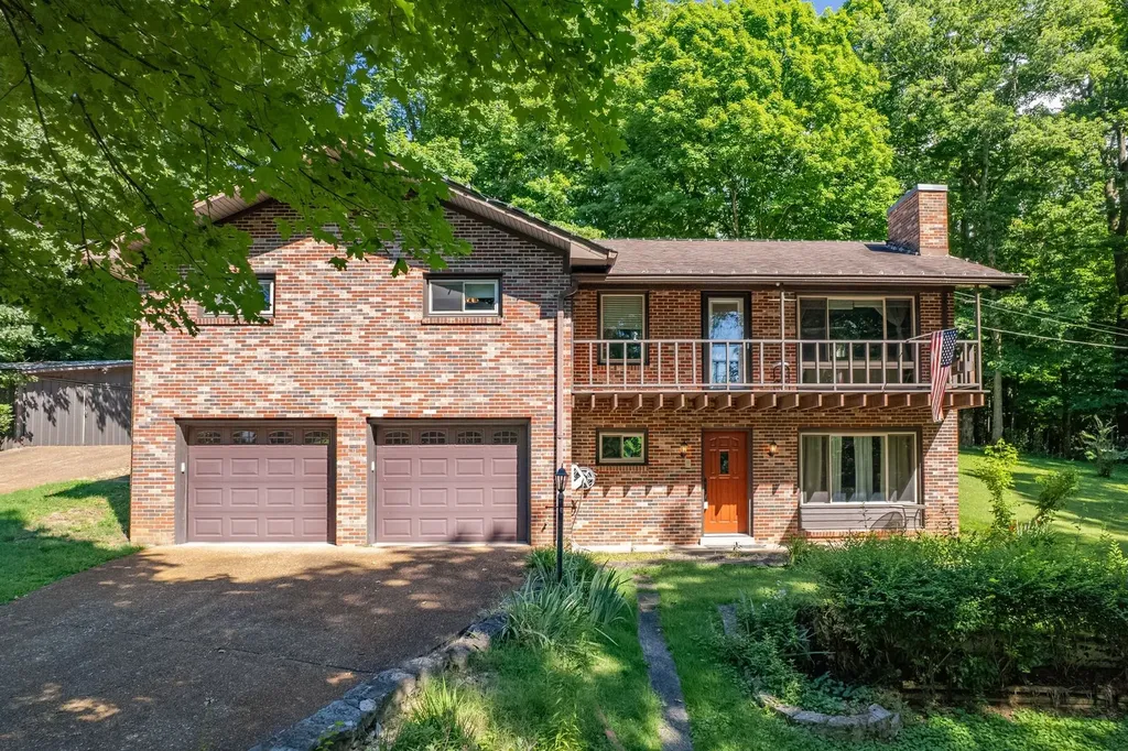 604 Crestland Drive Columbia TN 38401