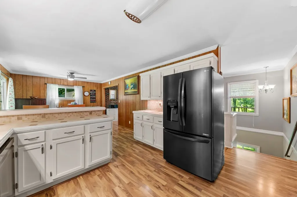 604 Crestland Drive Columbia TN 38401