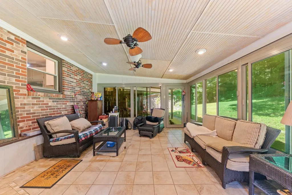 604 Crestland Drive Columbia TN 38401