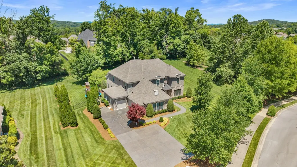 1801 Ivy Crest Drive Brentwood TN 37027