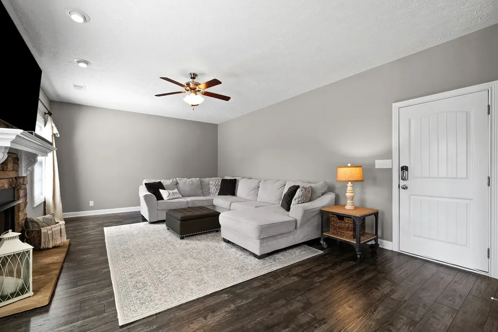 373 Abeline Drive Clarksville TN 37043