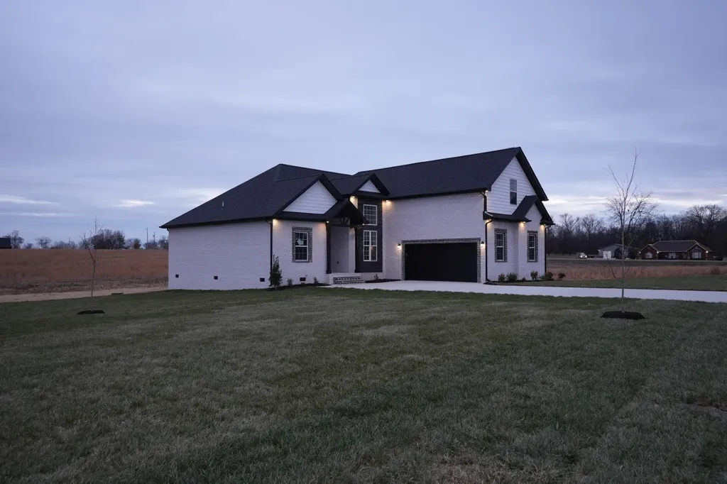 8 Wofford Estates Clarksville TN 37040
