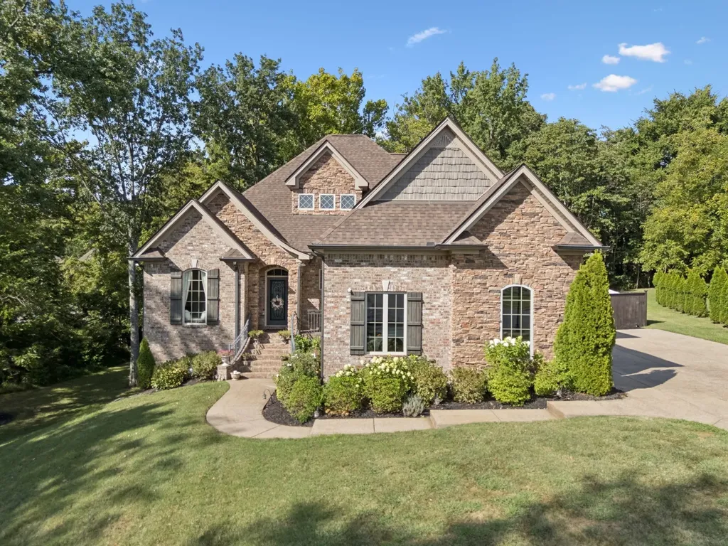 428 Acacia Grove Lane Lebanon TN 37087