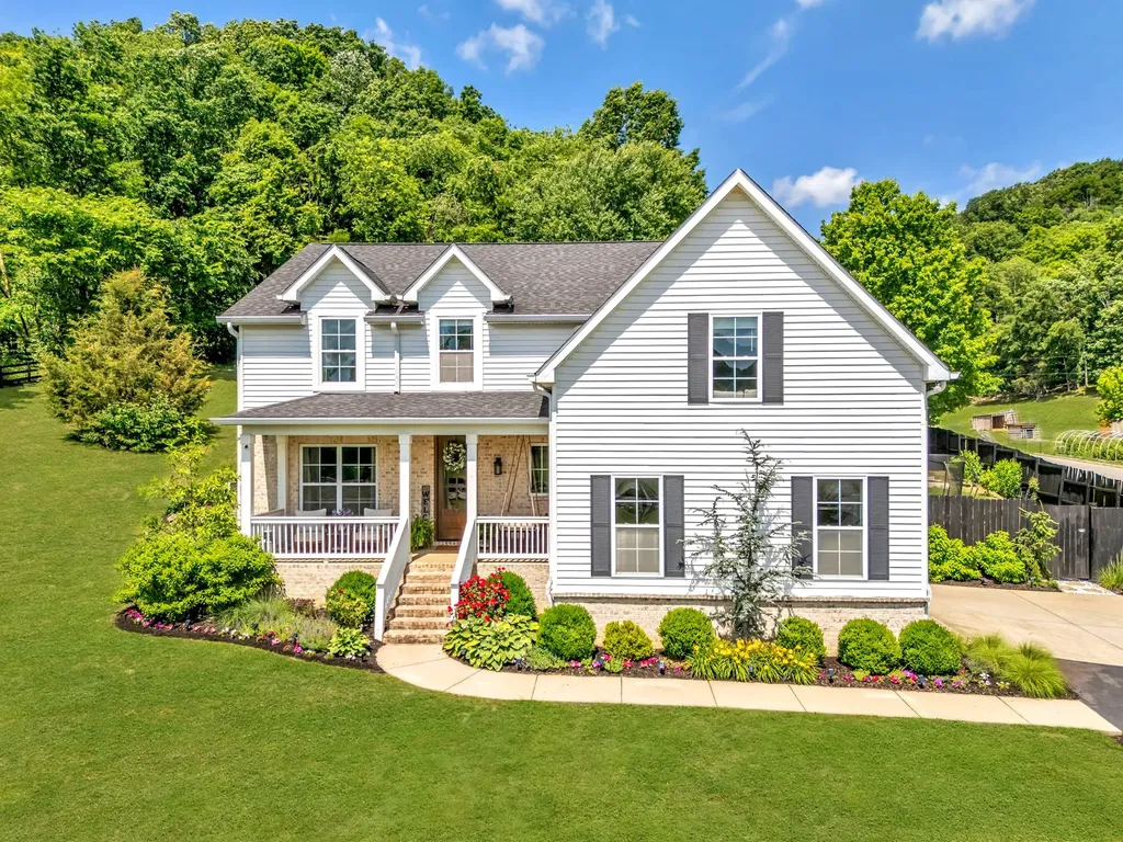 1779 Cayce Springs Road Thompsons Station TN 37179