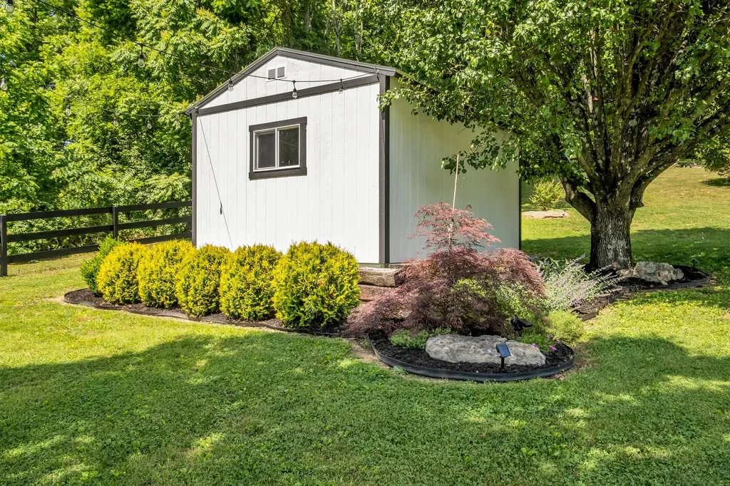 1779 Cayce Springs Road Thompsons Station TN 37179