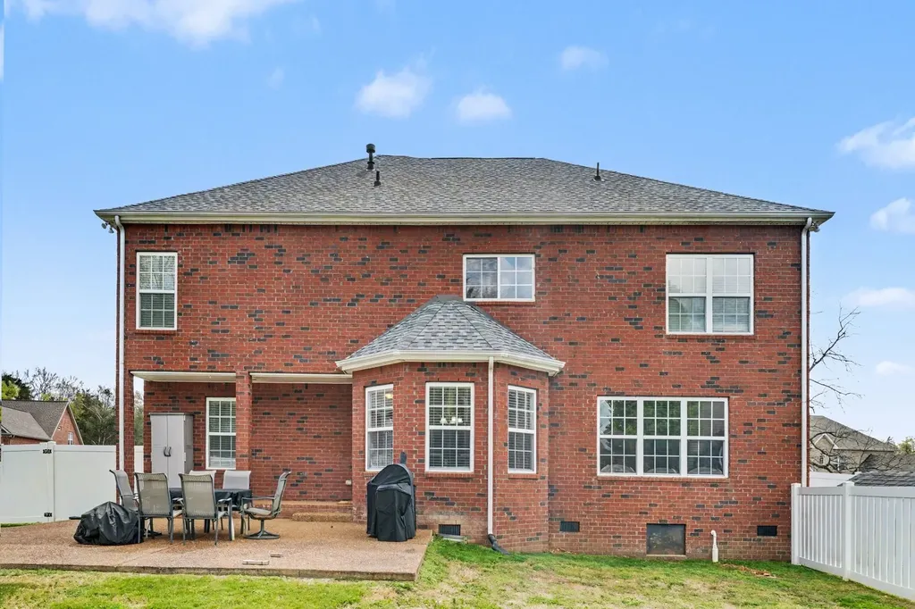 107 Seven Springs Drive Mount Juliet TN 37122