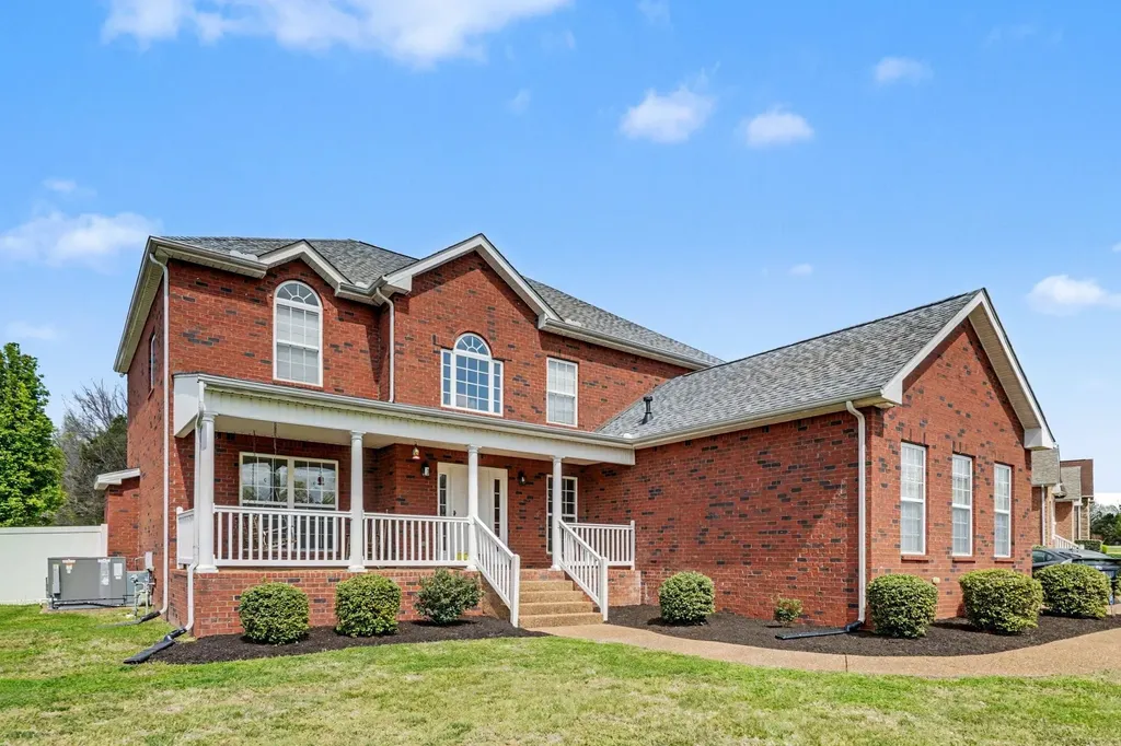 107 Seven Springs Drive Mount Juliet TN 37122