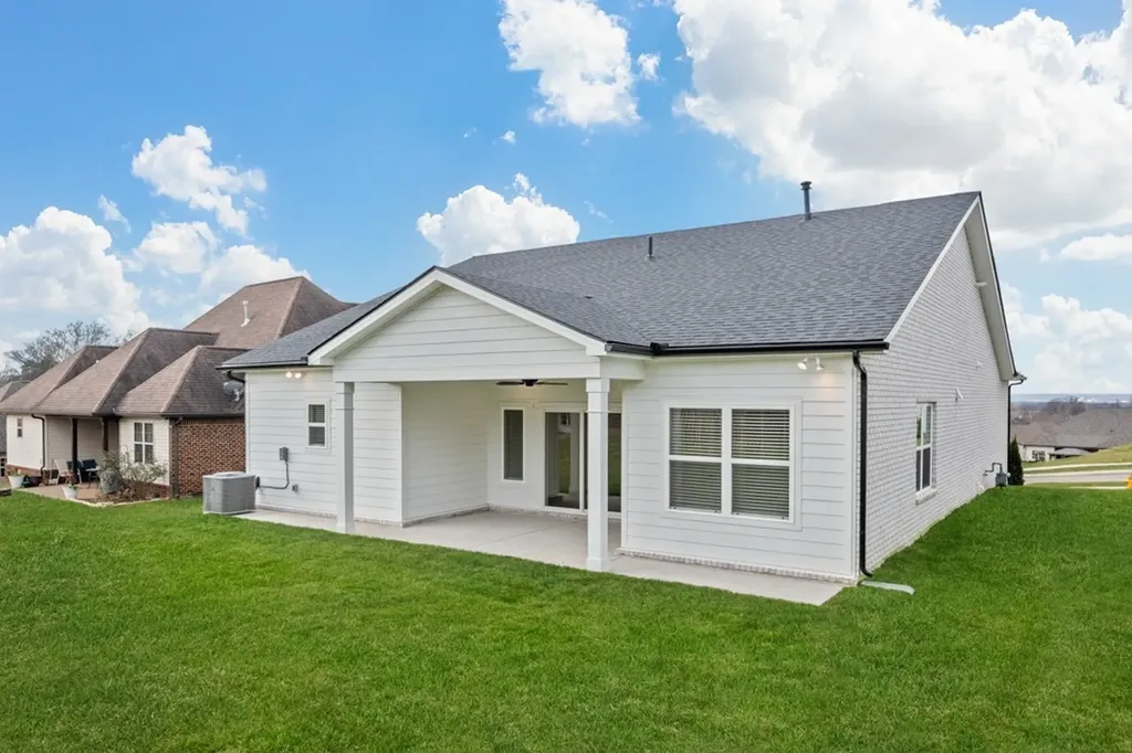 302 Glade Road Lebanon TN 37087