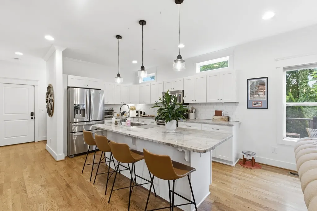 4010 Burrus Street Nashville TN 37216