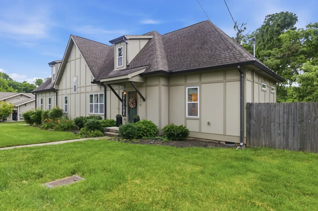 4010 Burrus Street Nashville TN 37216