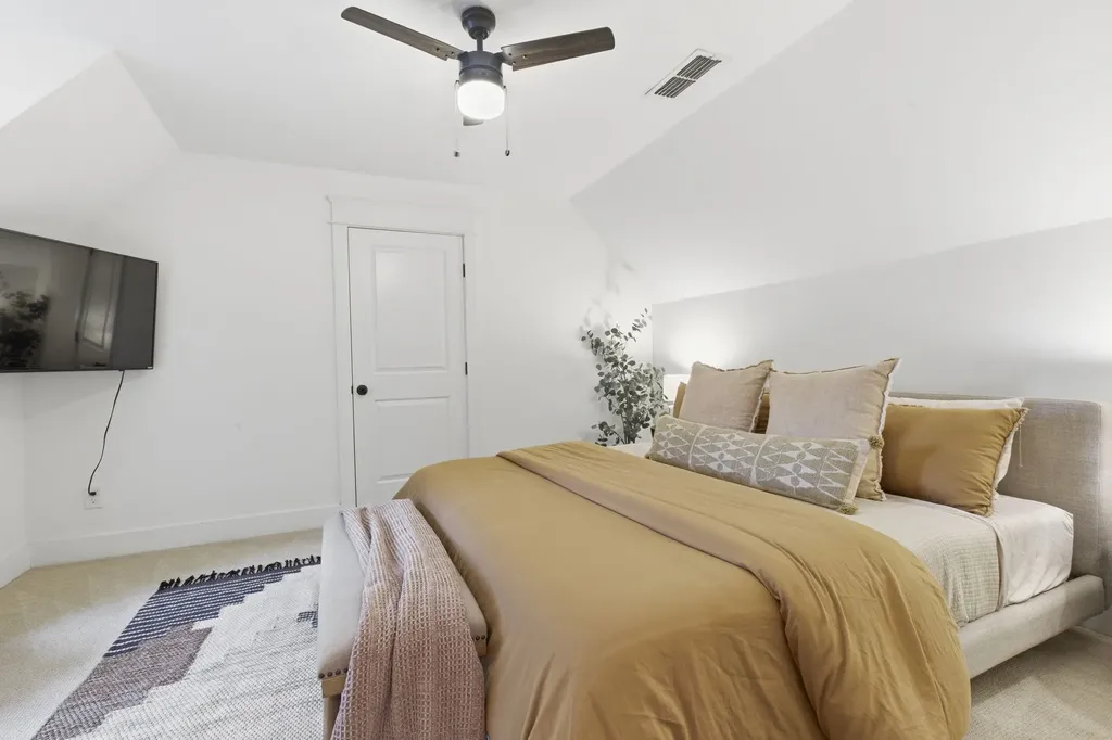 4010 Burrus Street Nashville TN 37216