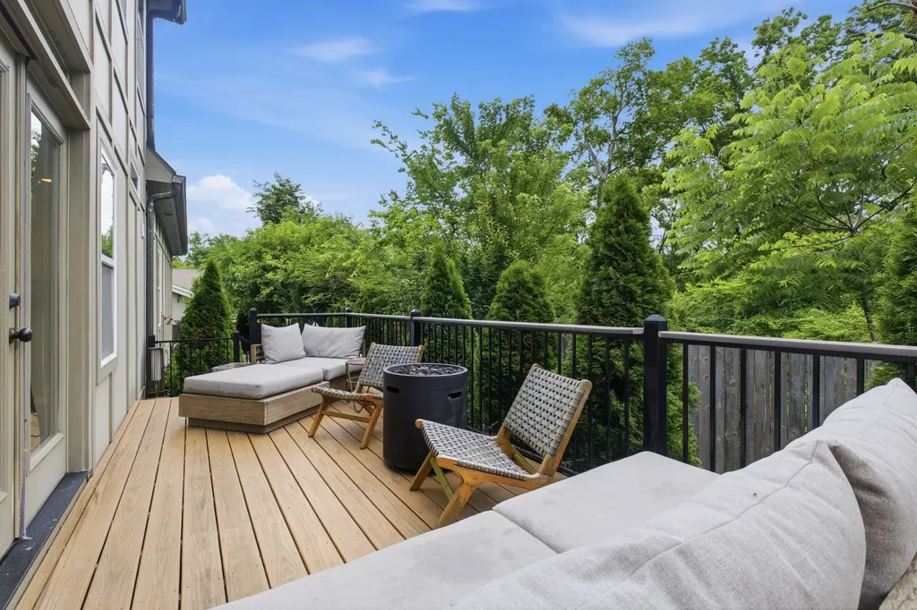 4010 Burrus Street Nashville TN 37216