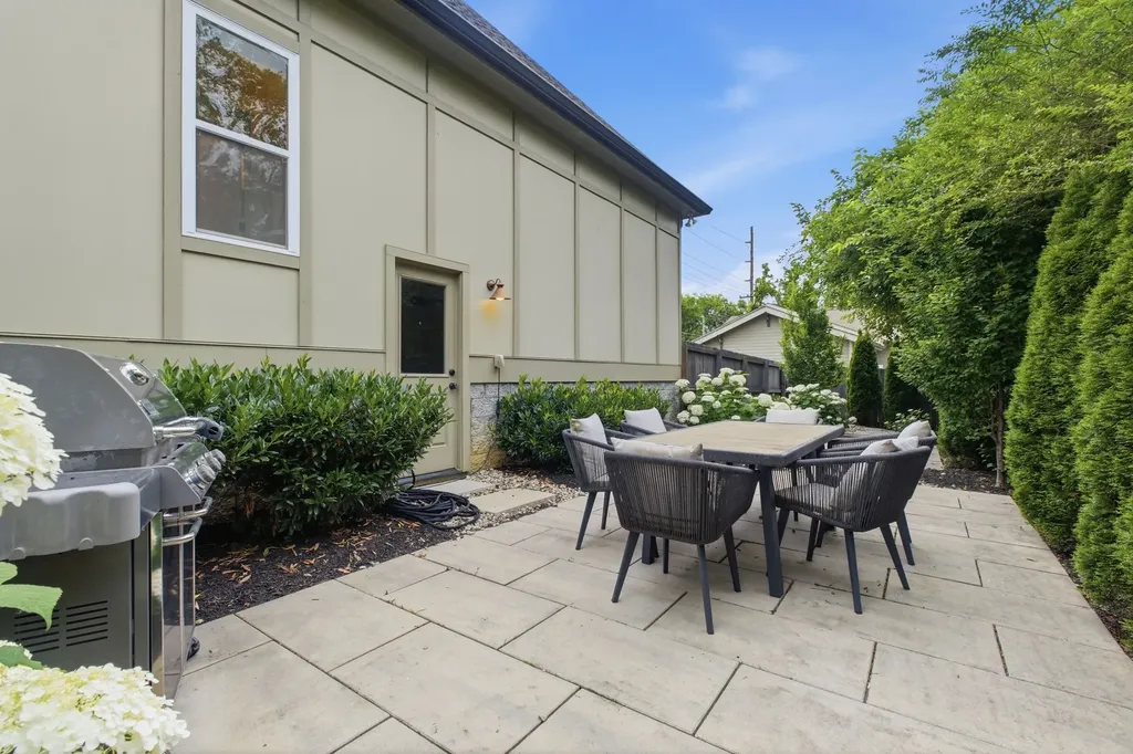 4010 Burrus Street Nashville TN 37216