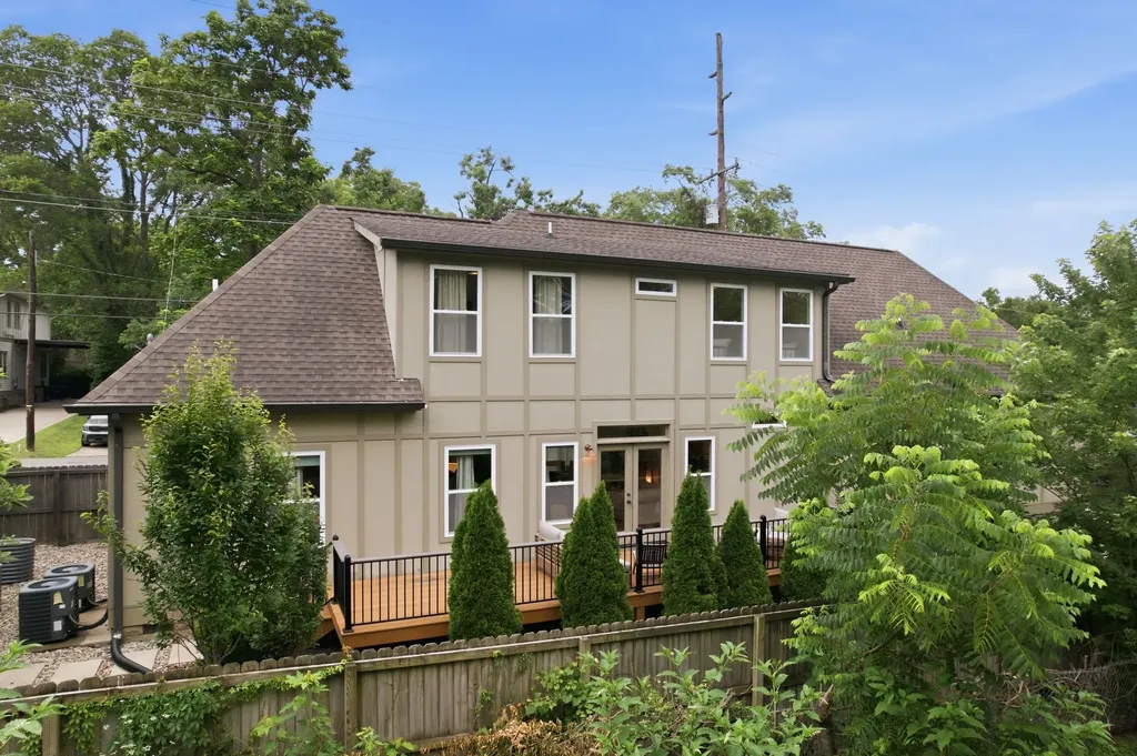 4010 Burrus Street Nashville TN 37216