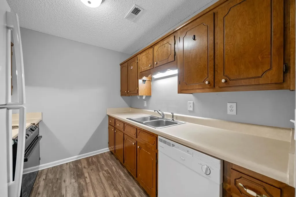 1245 Parkway Place Clarksville TN 37042