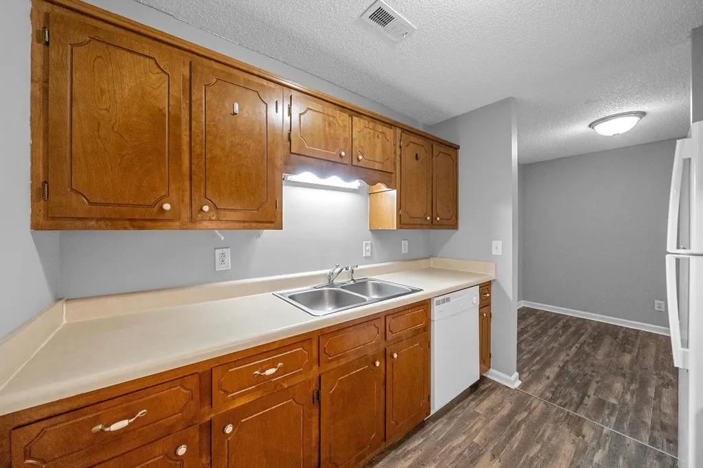 1245 Parkway Place Clarksville TN 37042