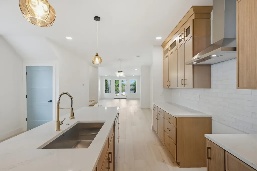 632B Annex Avenue Nashville TN 37209