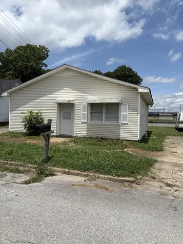 238 Lawrence Street Lawrenceburg TN 38464