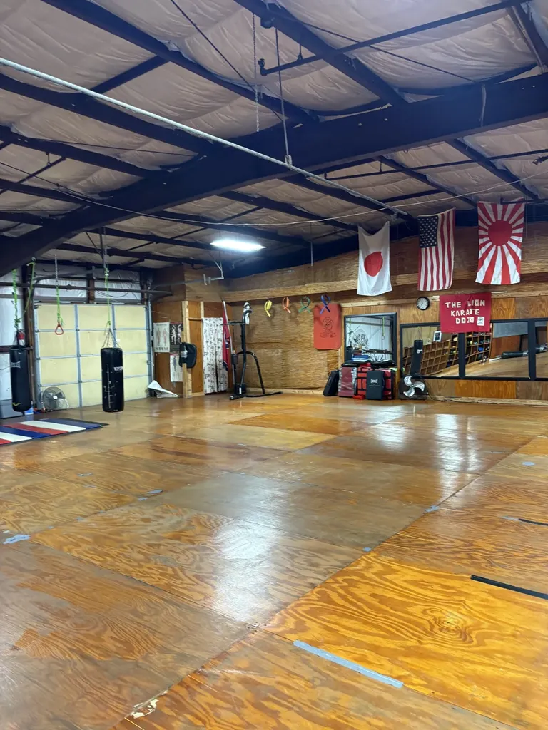 301 N Locust Avenue Lawrenceburg TN 38464