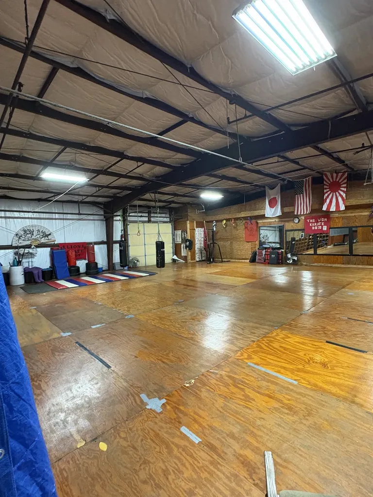 301 N Locust Avenue Lawrenceburg TN 38464