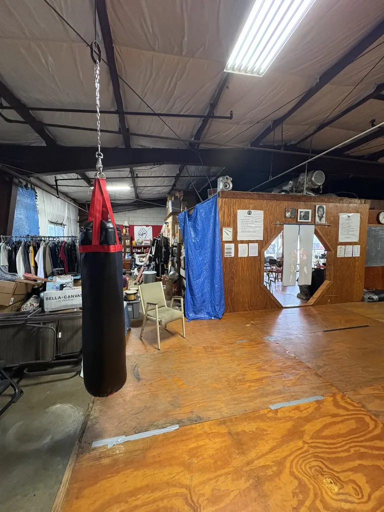 301 N Locust Avenue Lawrenceburg TN 38464