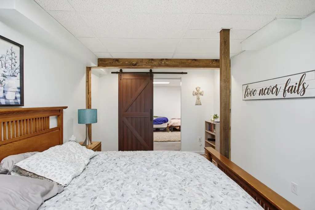 1330 Chippendale Circle Columbia TN 38401