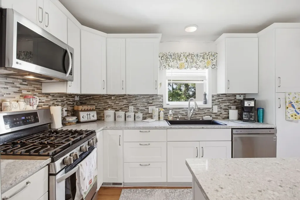 1330 Chippendale Circle Columbia TN 38401