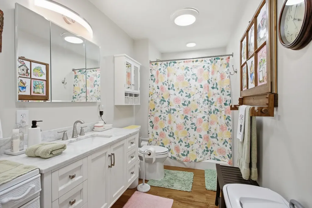 1330 Chippendale Circle Columbia TN 38401